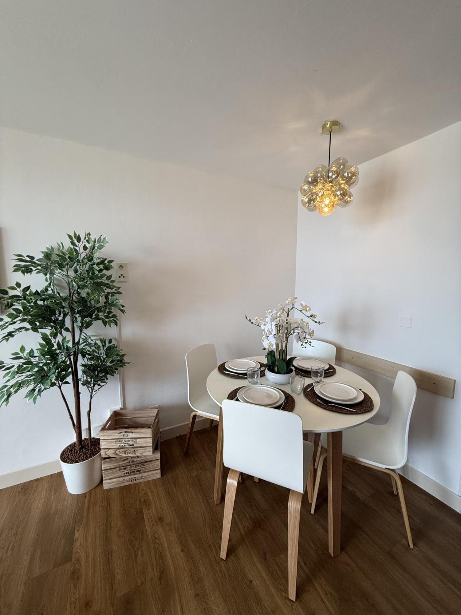 Un Studio De Charme Vue Mer & Piscine D'Exception 戛纳 外观 照片